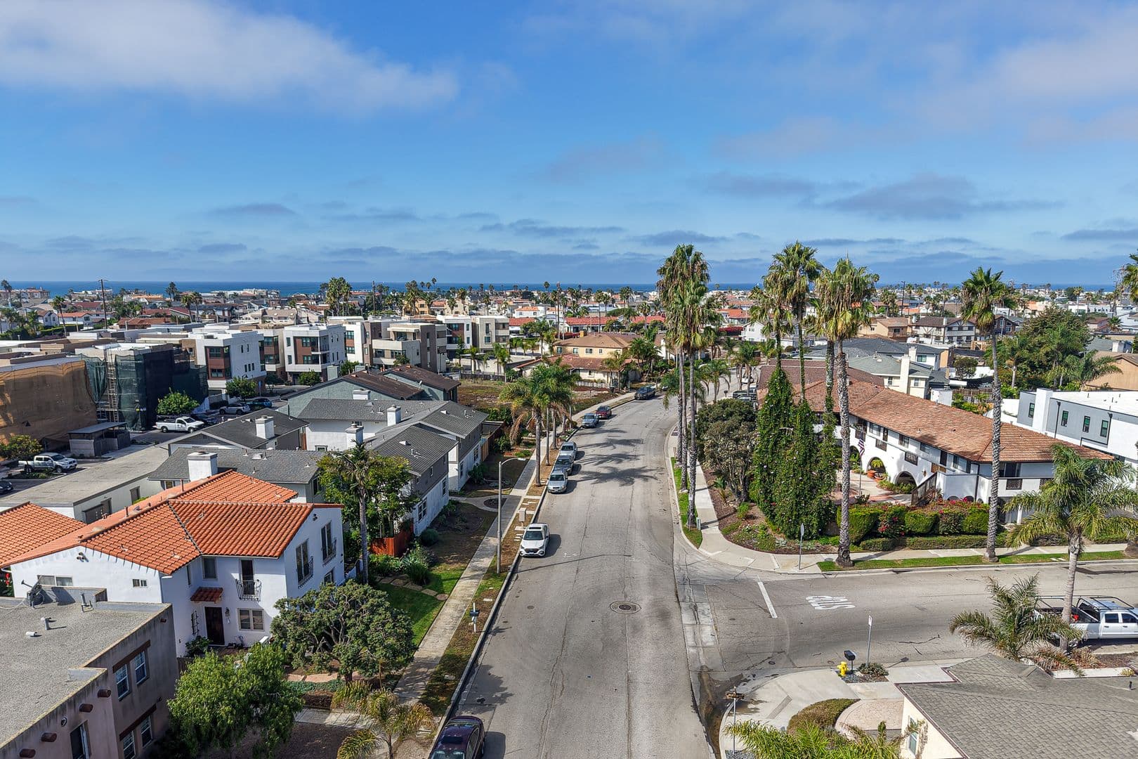 Oxnard House: 4812 Dunes St.