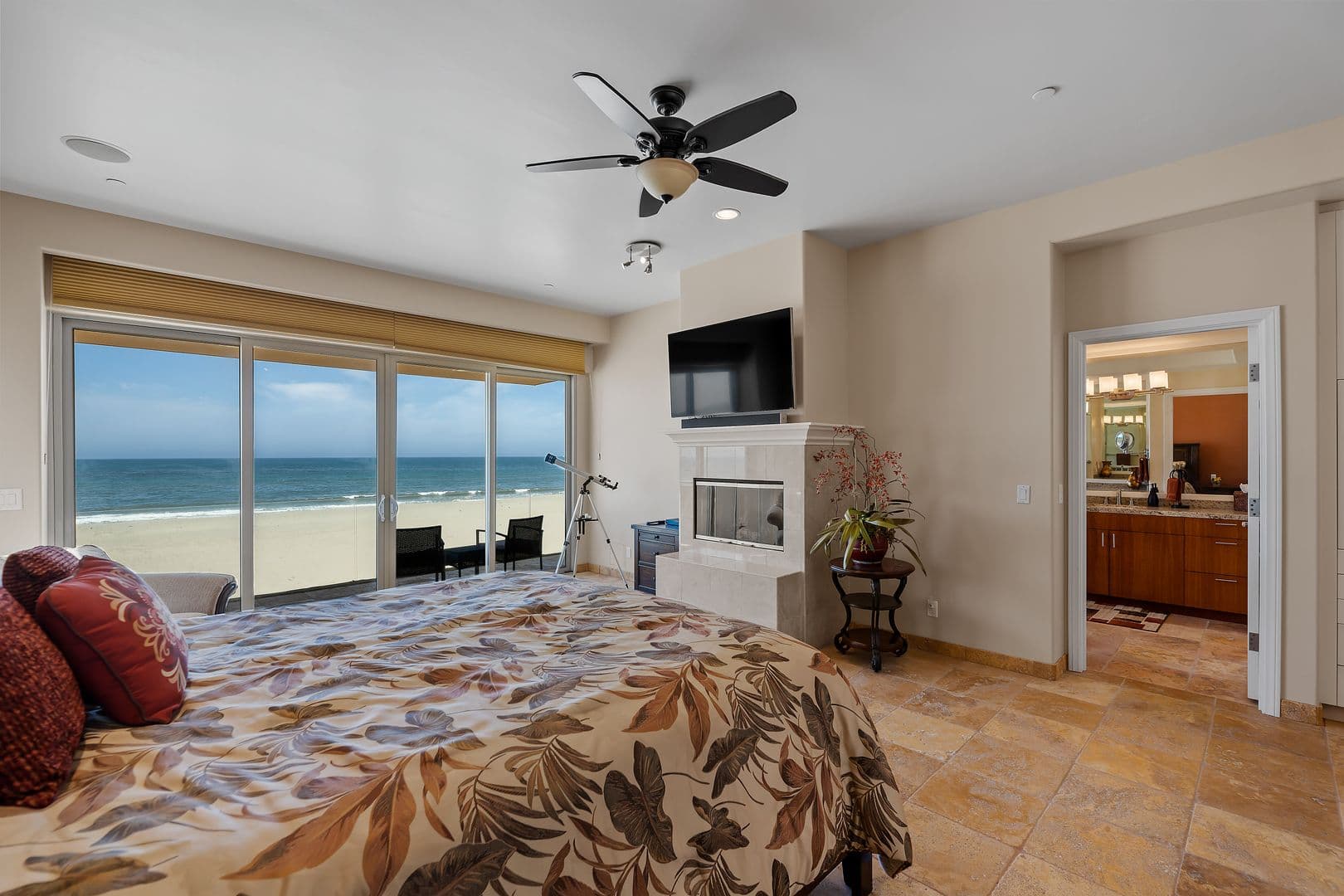 Oxnard House: 791 Mandalay Beach Rd