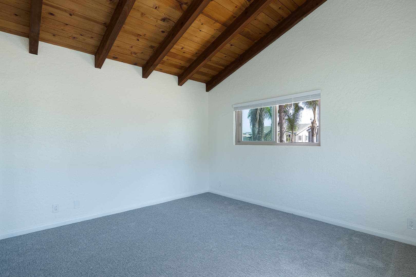 Oxnard House: 2341 Peninsula Rd