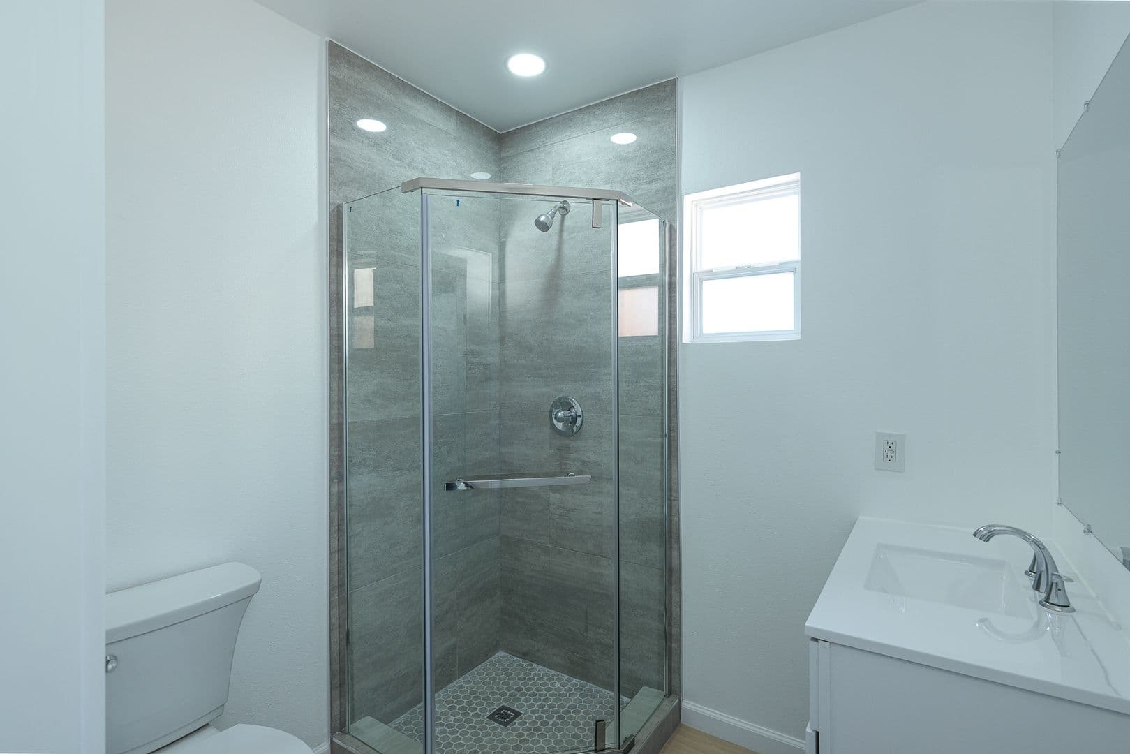 Oxnard House: 3630 S F St #2