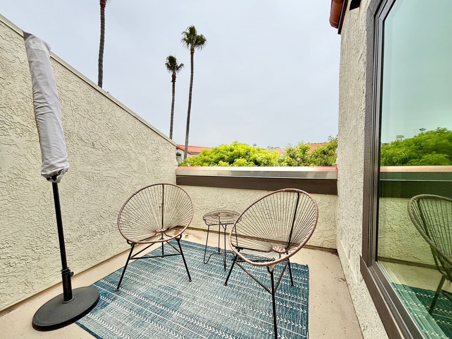 Oxnard House: 2287 Martinique Ln
