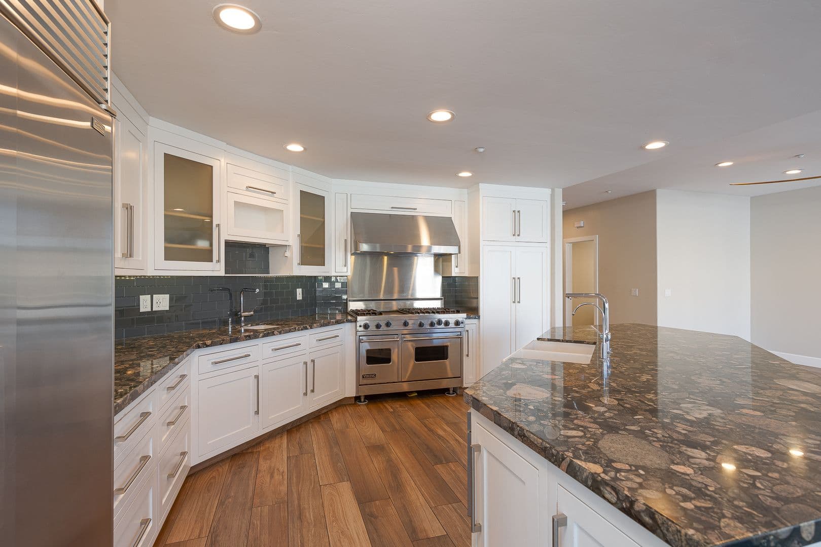 Oxnard House: 4211 W Hemlock St