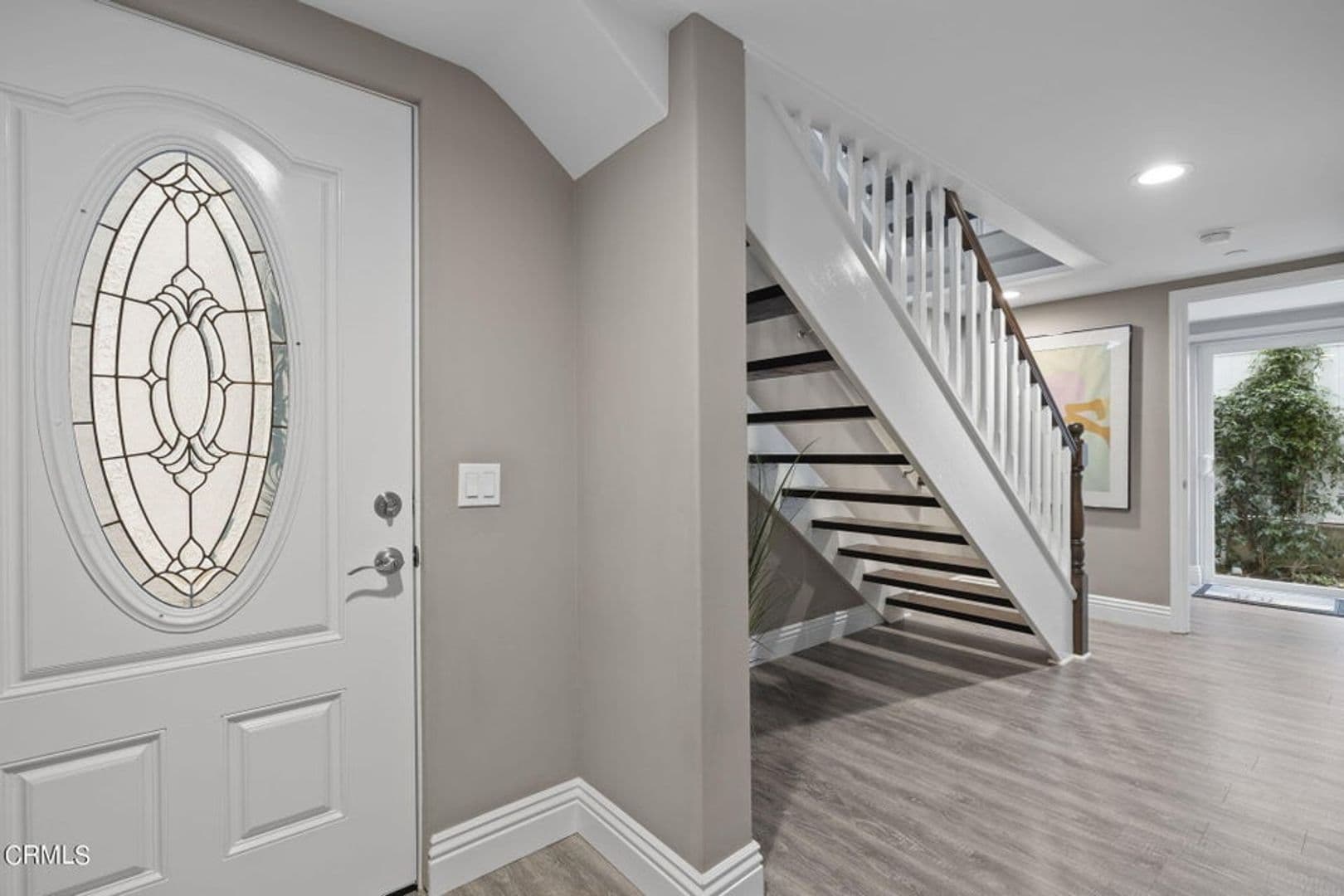 Oxnard Apartment: 104 La Brea St