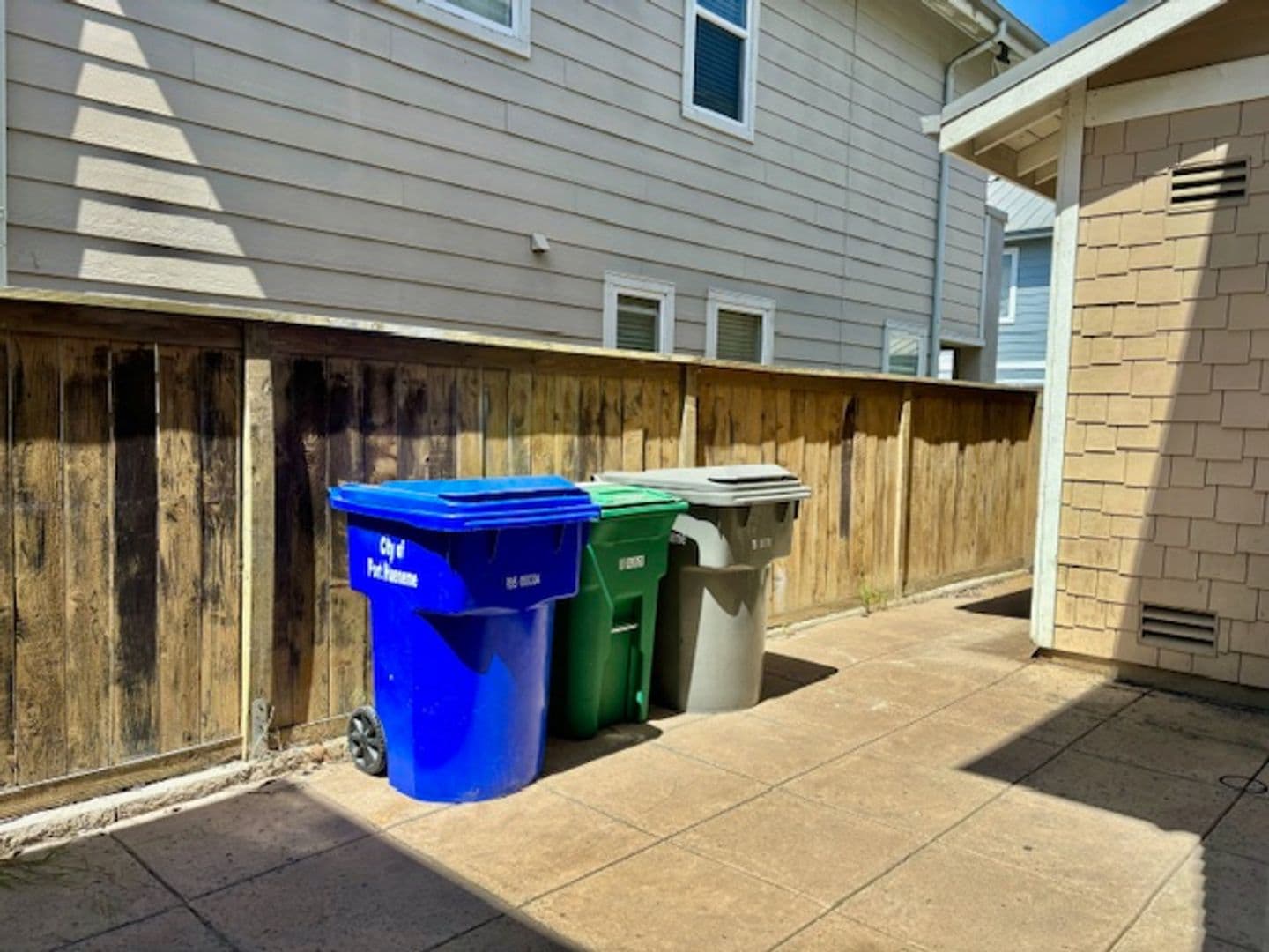Port Hueneme House: 785 E Port Hueneme Rd