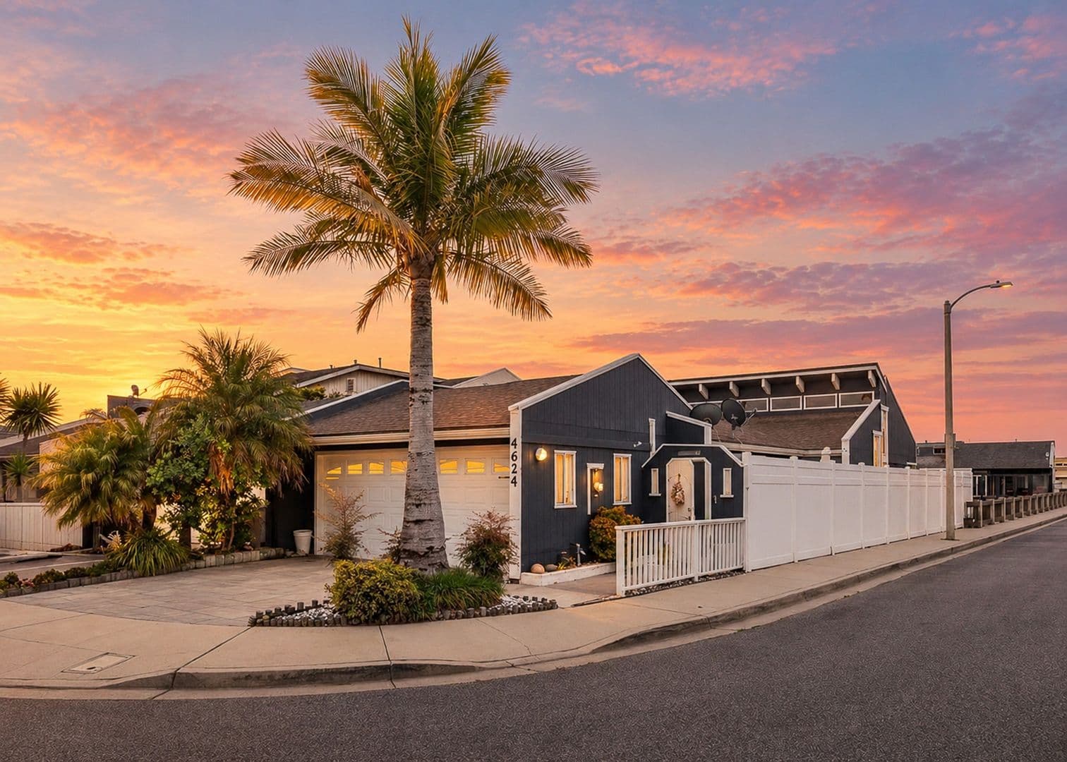 Oxnard Apartment: 4624 Falkirk Bay