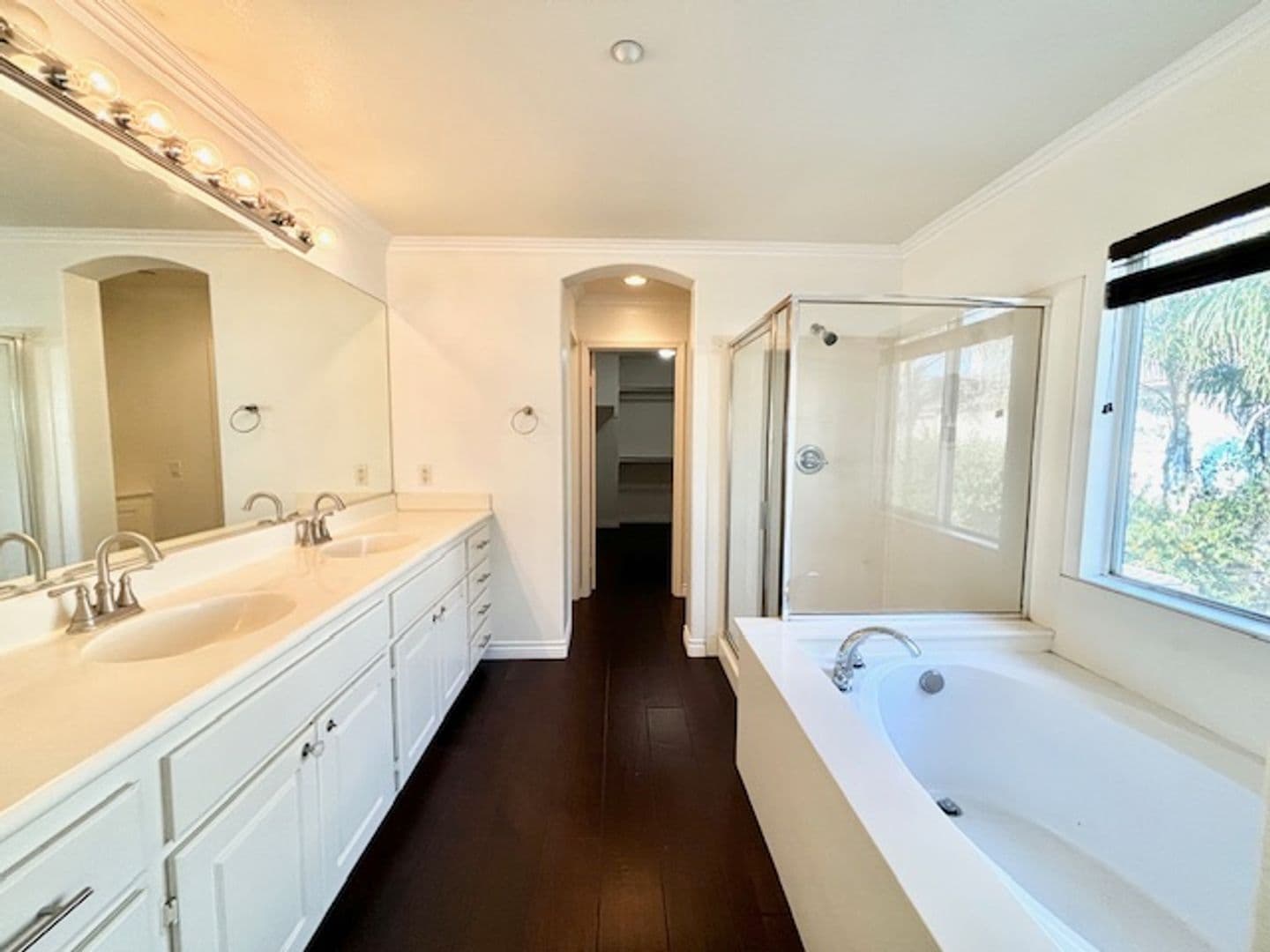 Oxnard Apartment: 417 Morado Pl