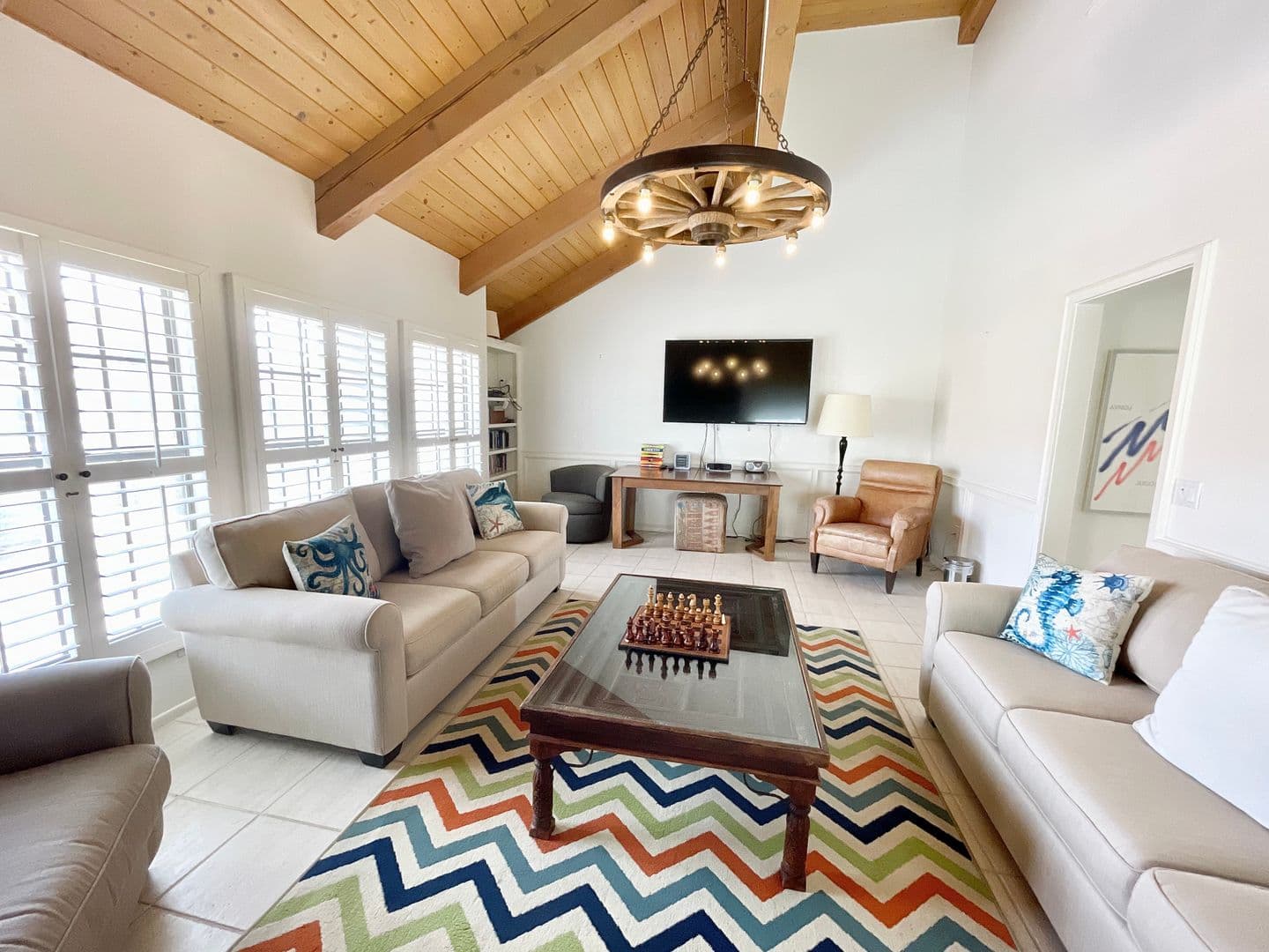 Oxnard Apartment: 4025 Ocean Dr.