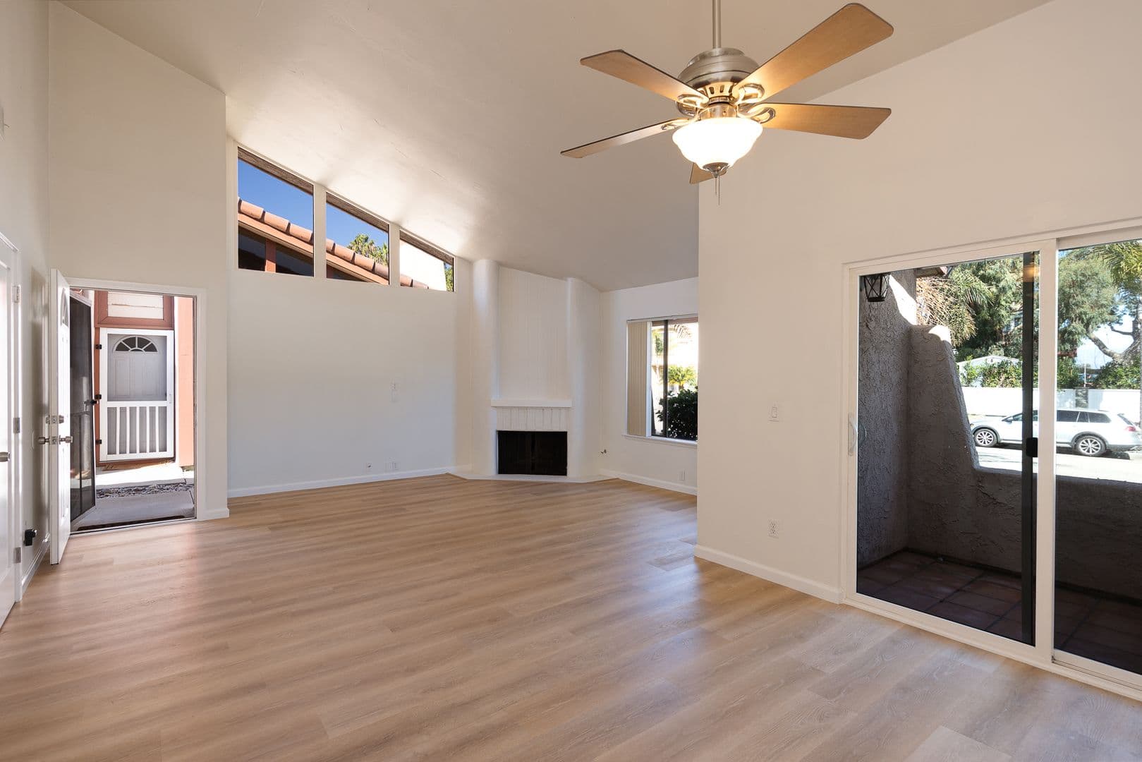 Oxnard House: 4812 Dunes St.
