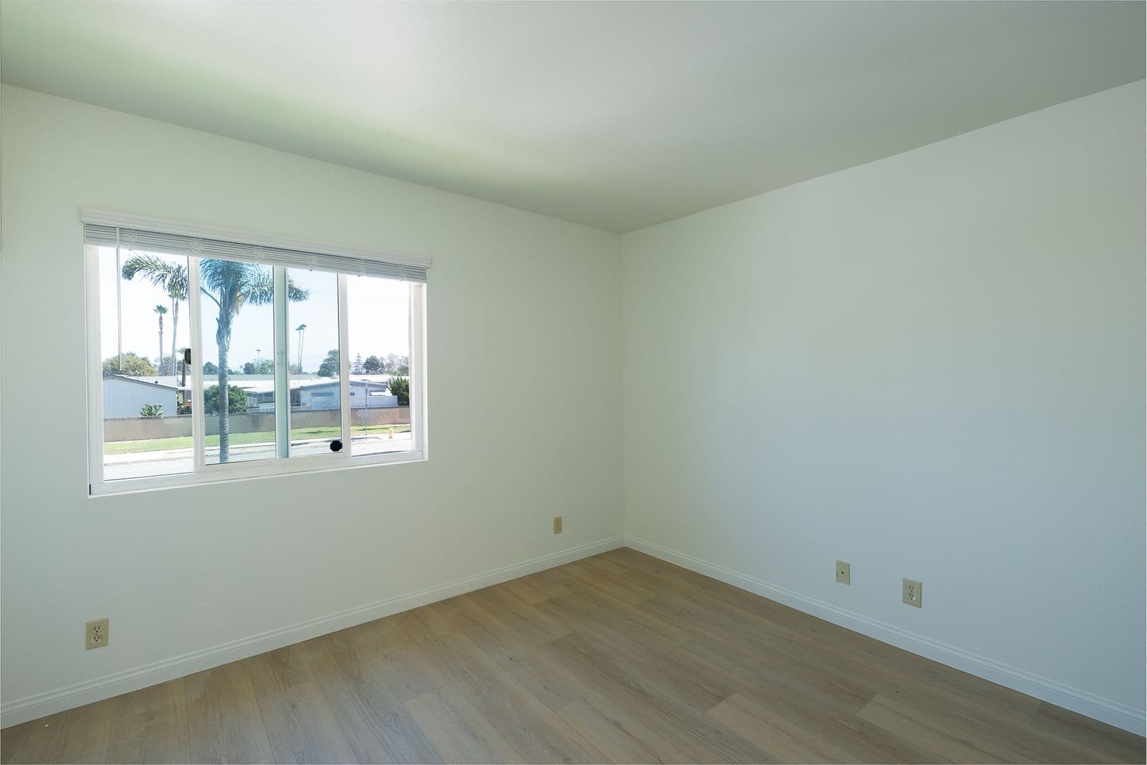 Oxnard Apartment: 3901 Saviers Road