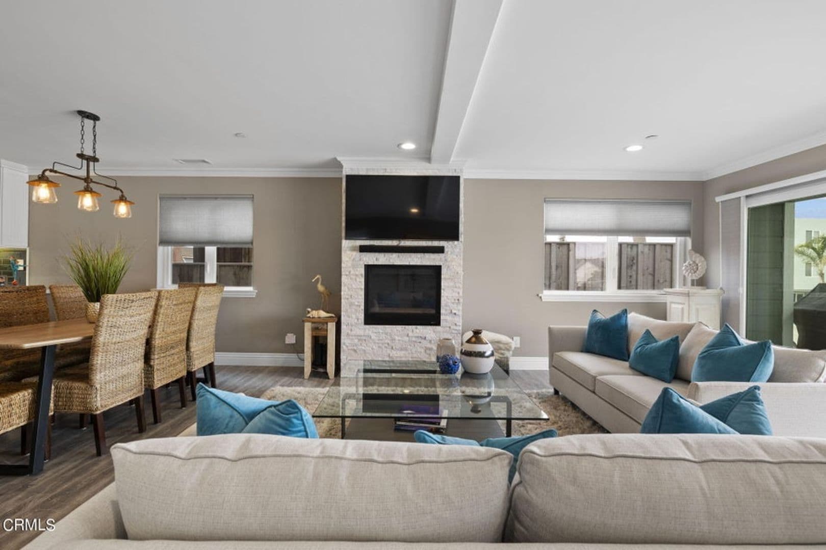 Oxnard Apartment: 104 La Brea St