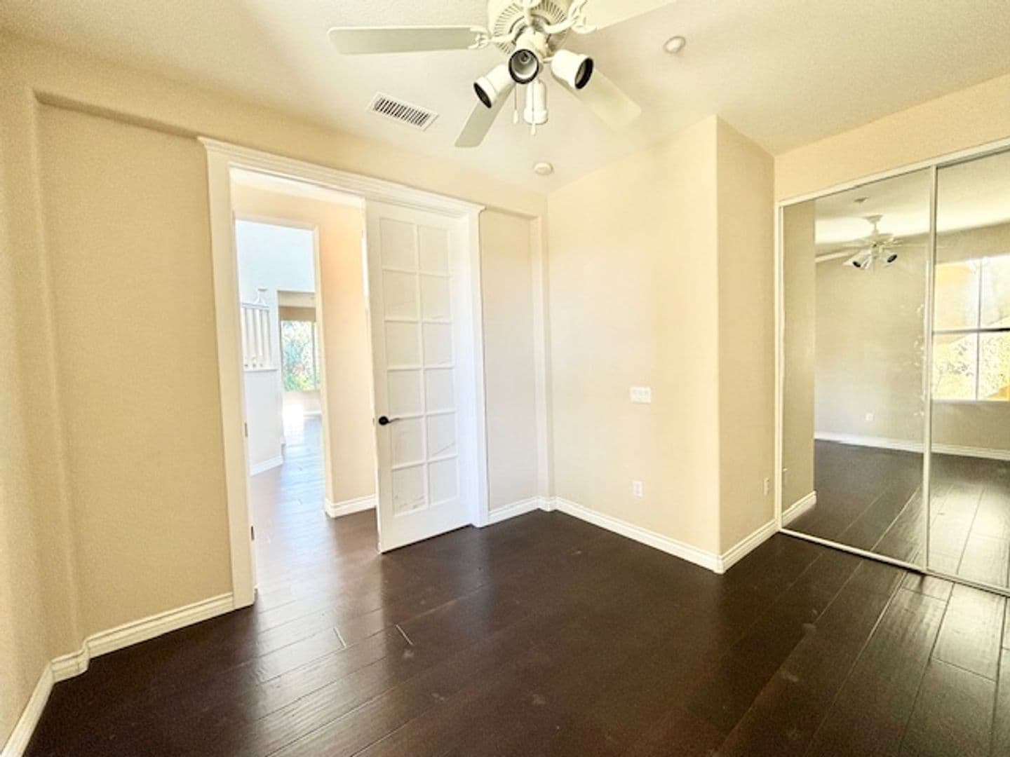 Oxnard Apartment: 417 Morado Pl