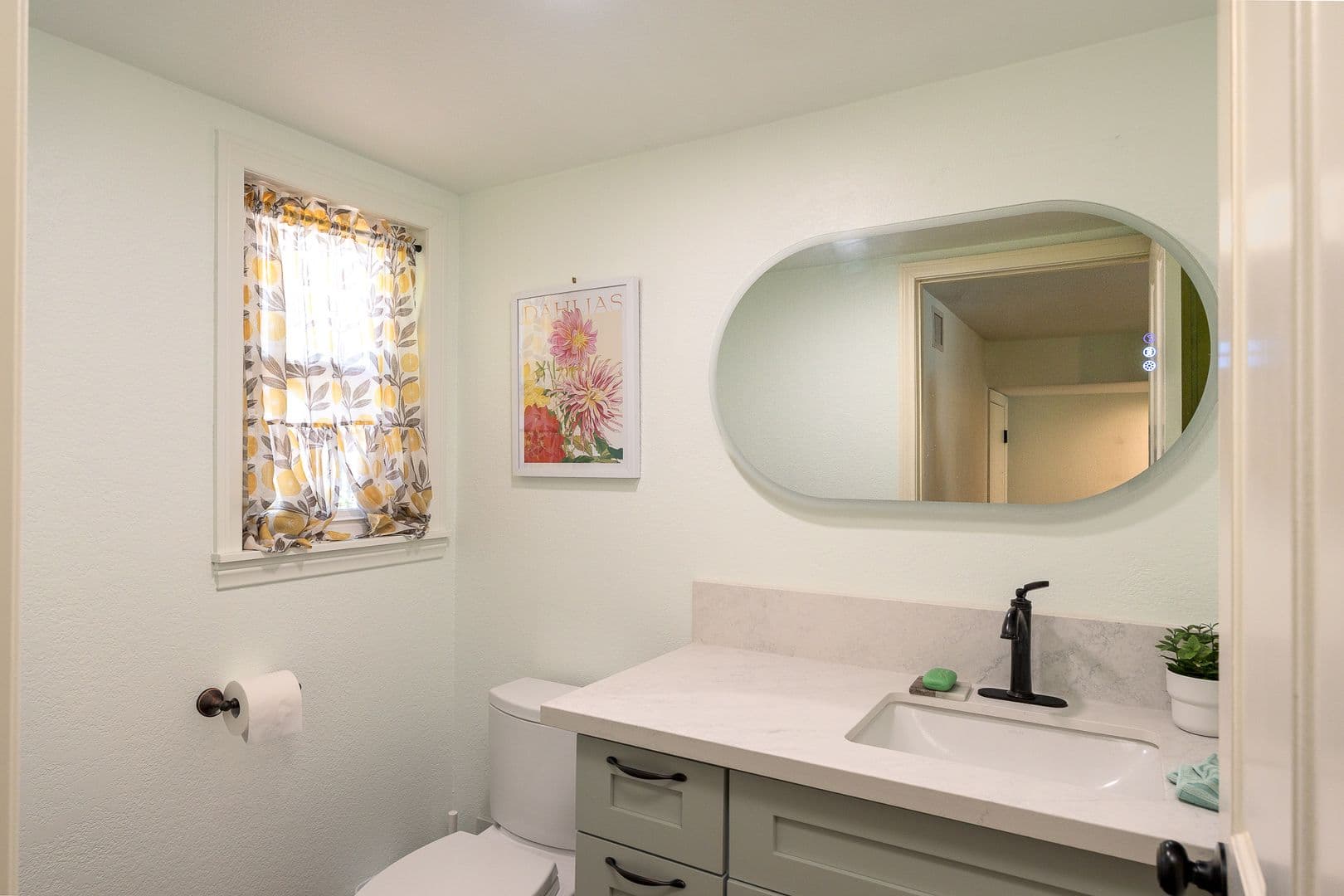 Oxnard Apartment: 2411 Monaco Ct