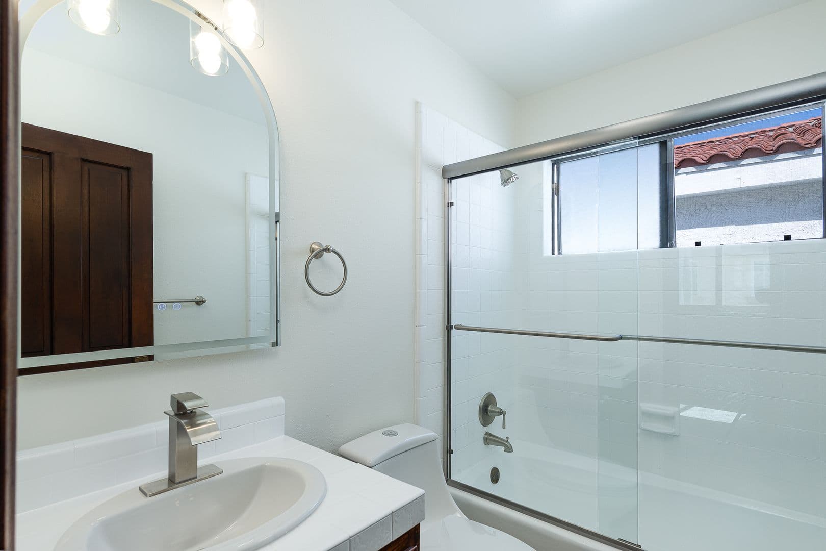 Oxnard House: 2341 Peninsula Rd