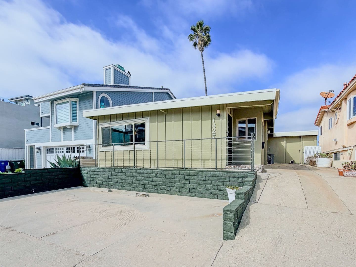 Ventura House: 1327 Devon Ln