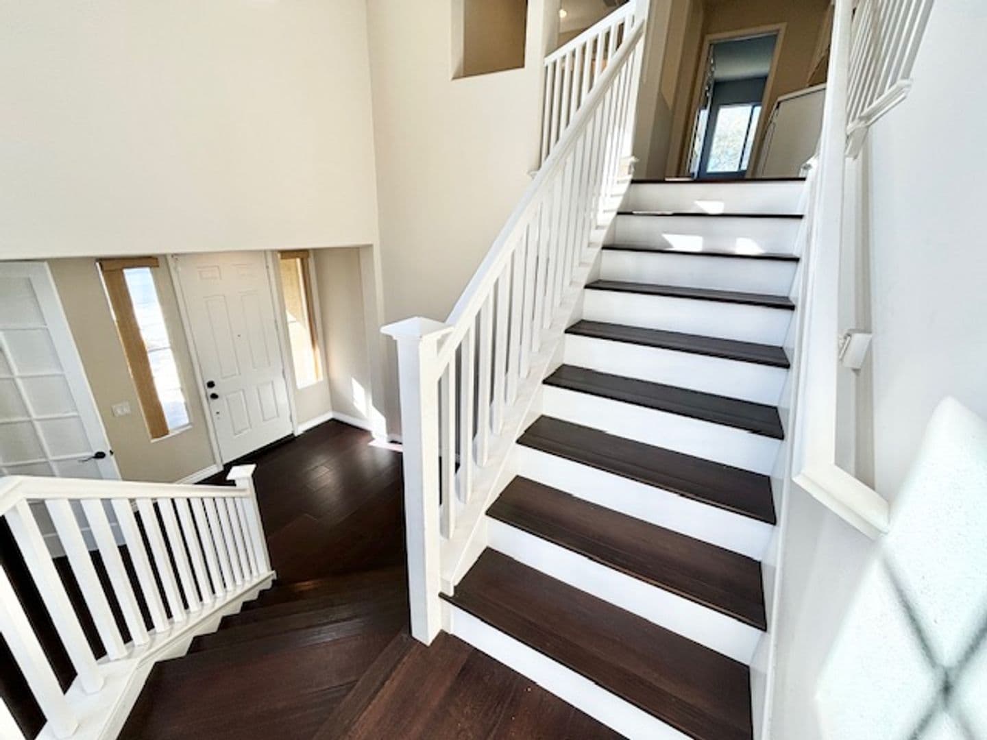 Oxnard Apartment: 417 Morado Pl