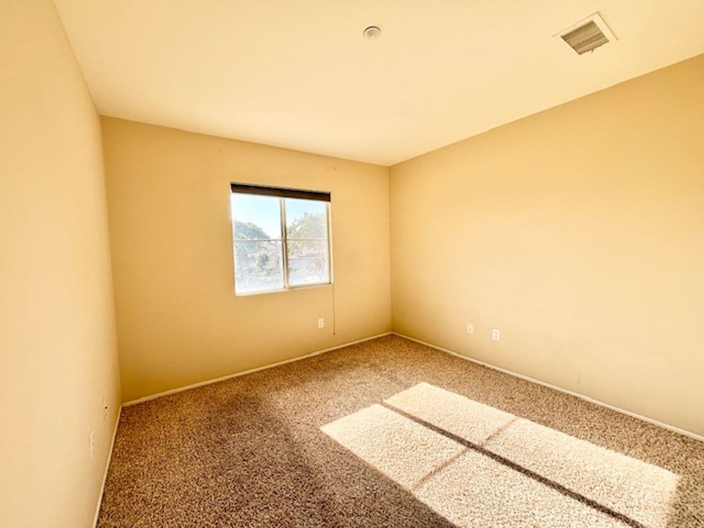 Oxnard Apartment: 417 Morado Pl