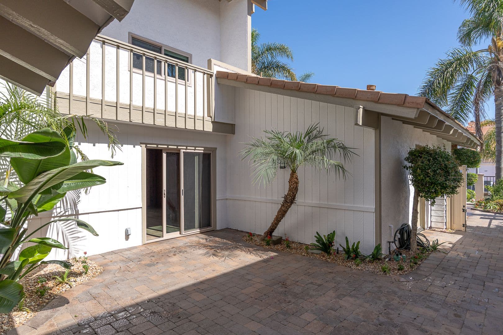 Oxnard House: 2341 Peninsula Rd