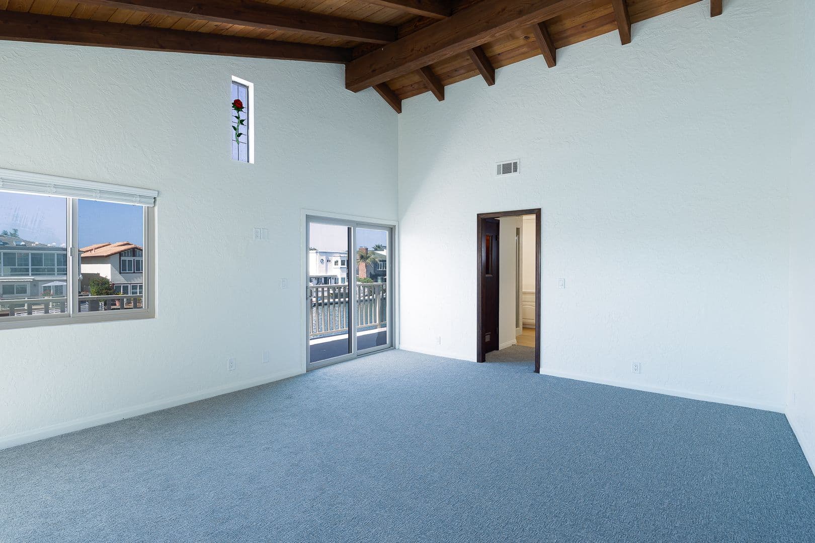 Oxnard House: 2341 Peninsula Rd