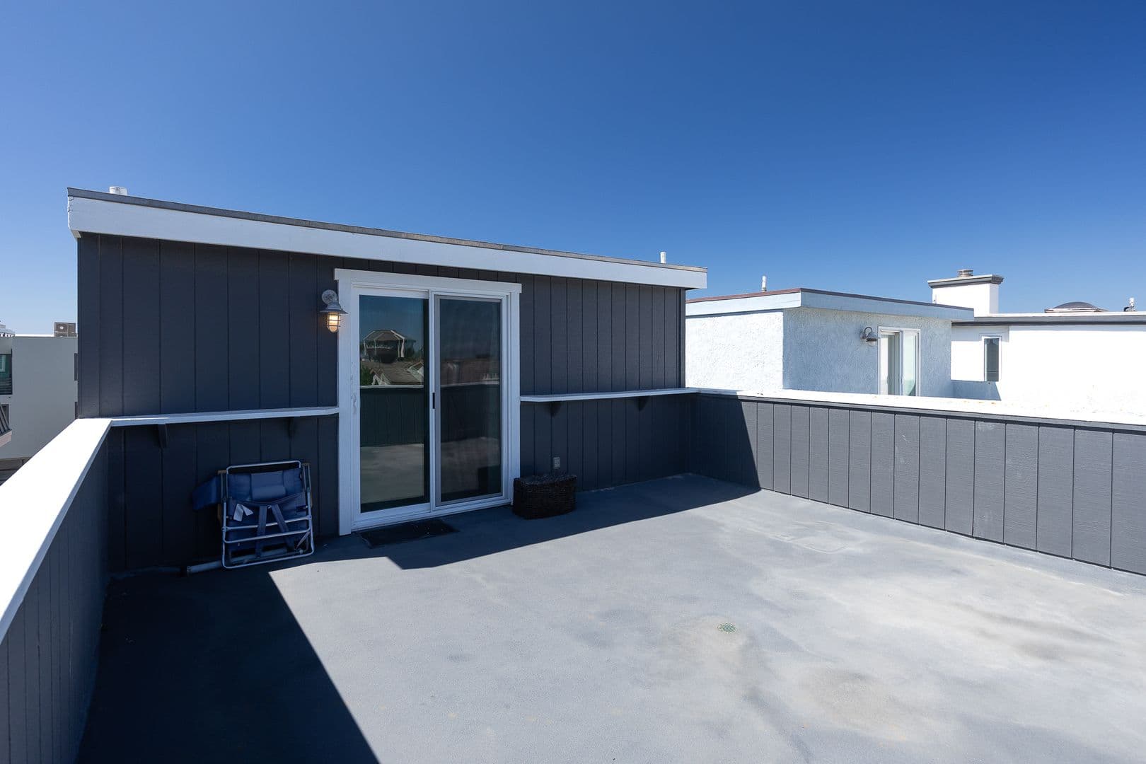 Oxnard House: 3908 Ocean Dr