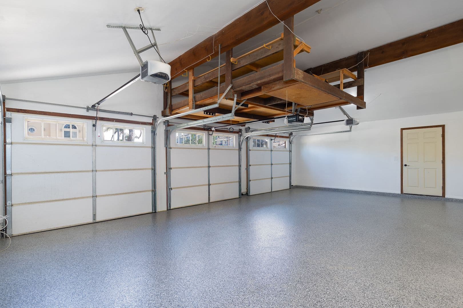 Oxnard House: 2341 Peninsula Rd