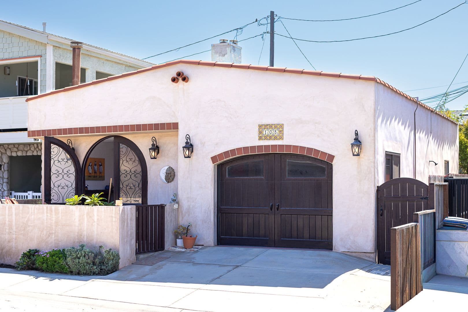 Oxnard House: 108 Eagle Rock Ave