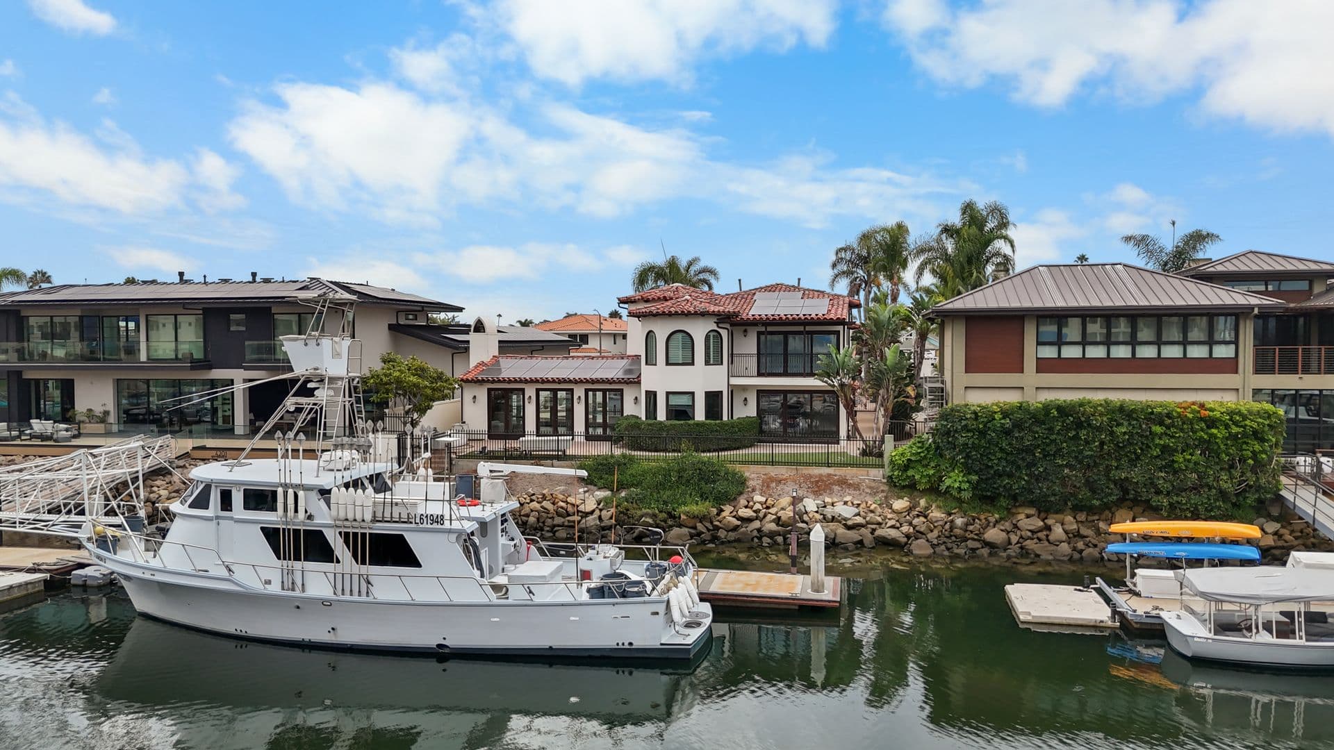 Oxnard House: 4211 W Hemlock St