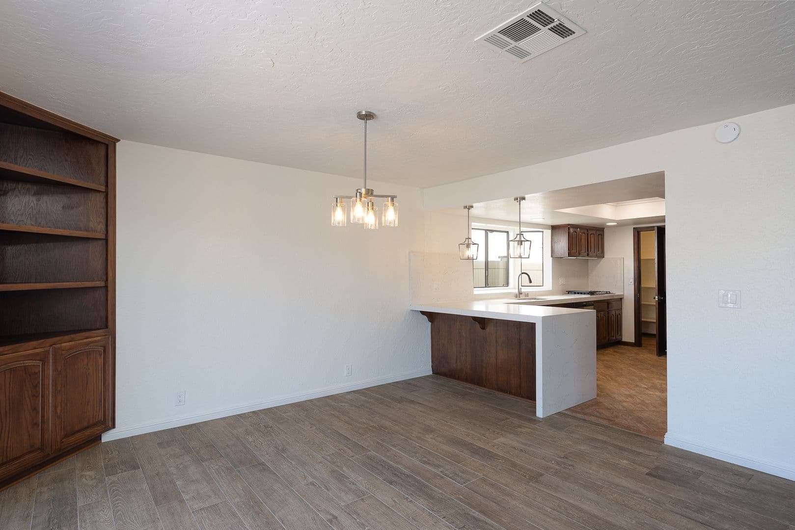 Oxnard House: 2341 Peninsula Rd