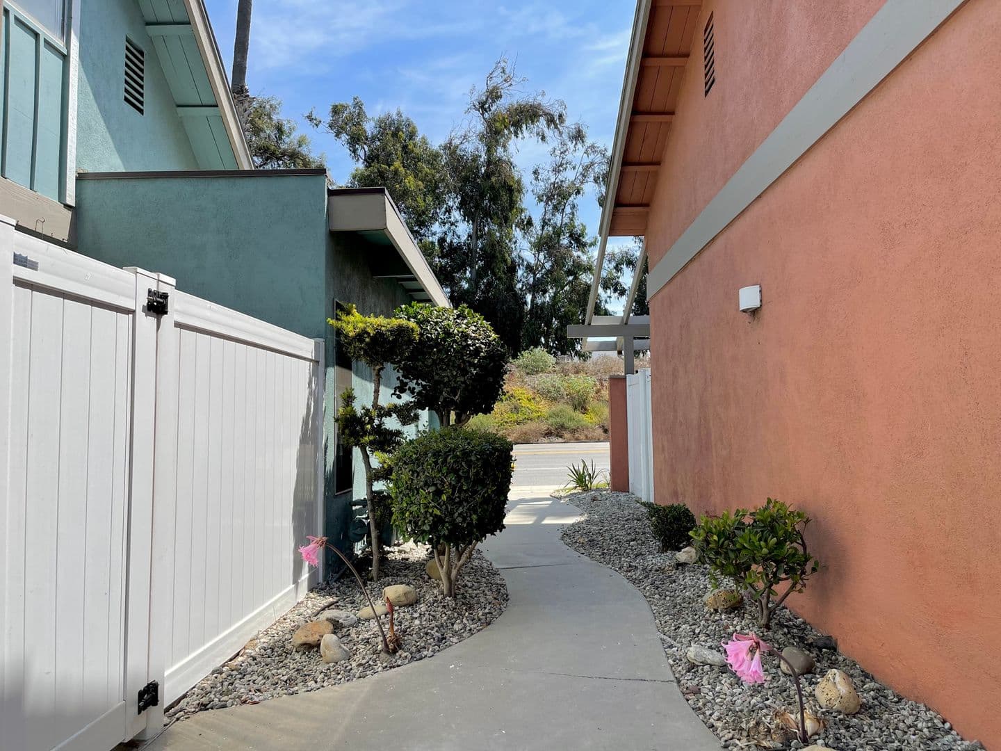 Ventura House: 2991 E. Harbor Blvd.