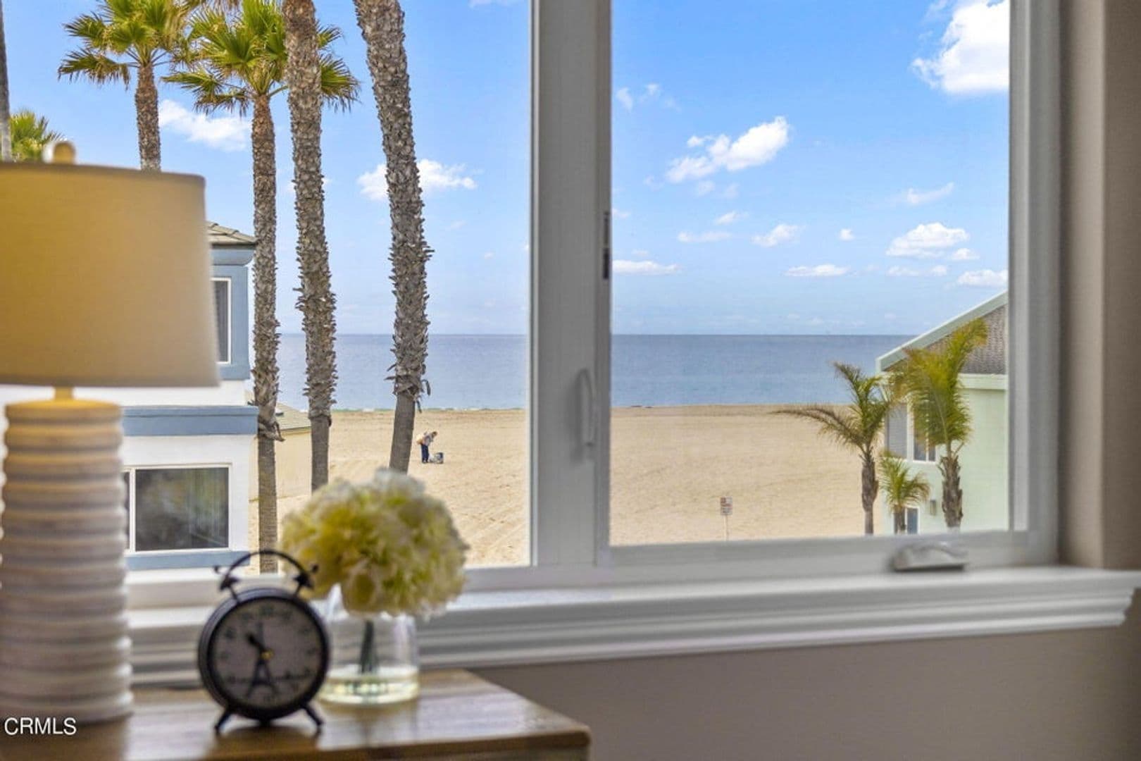 Oxnard Apartment: 104 La Brea St
