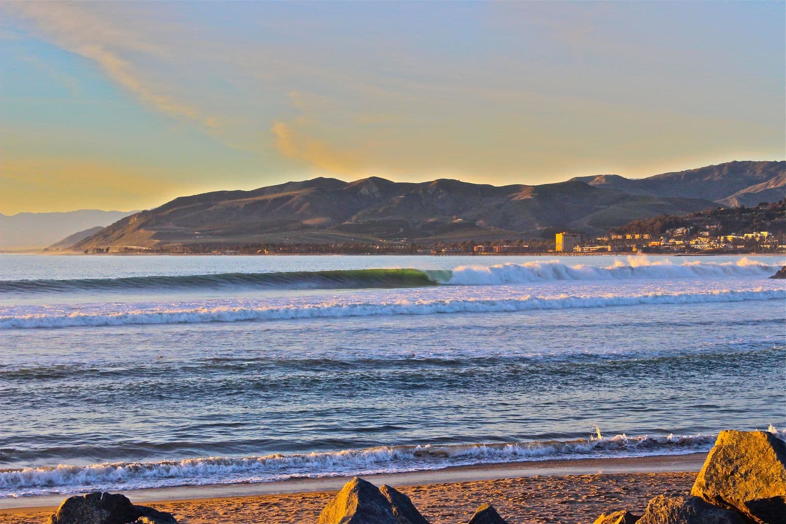 Ventura Apartment: 1072 Seaward