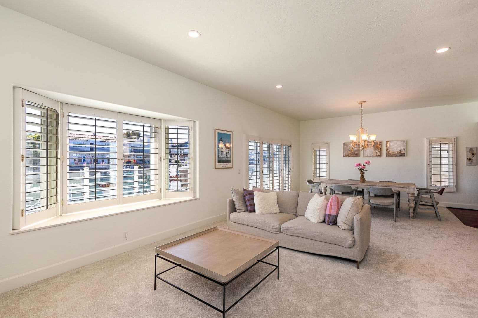 Oxnard Apartment: 2411 Monaco Ct