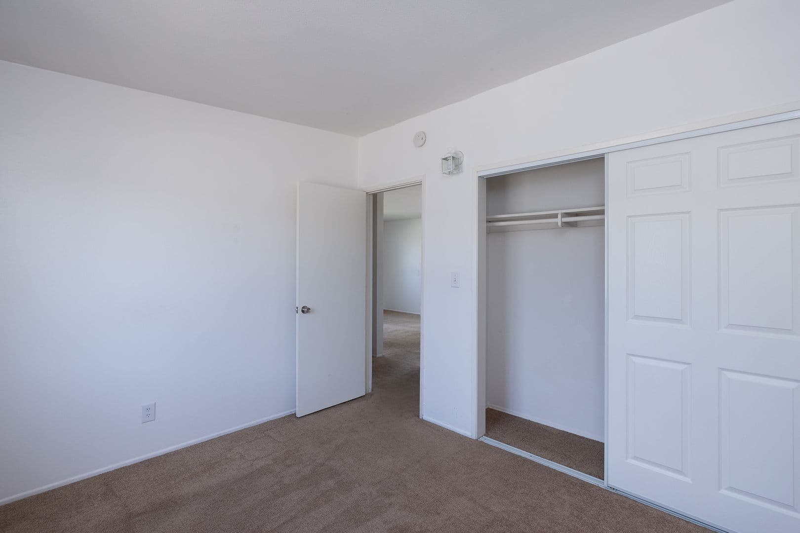 Oxnard House: 4920 Nautilus St Unit D