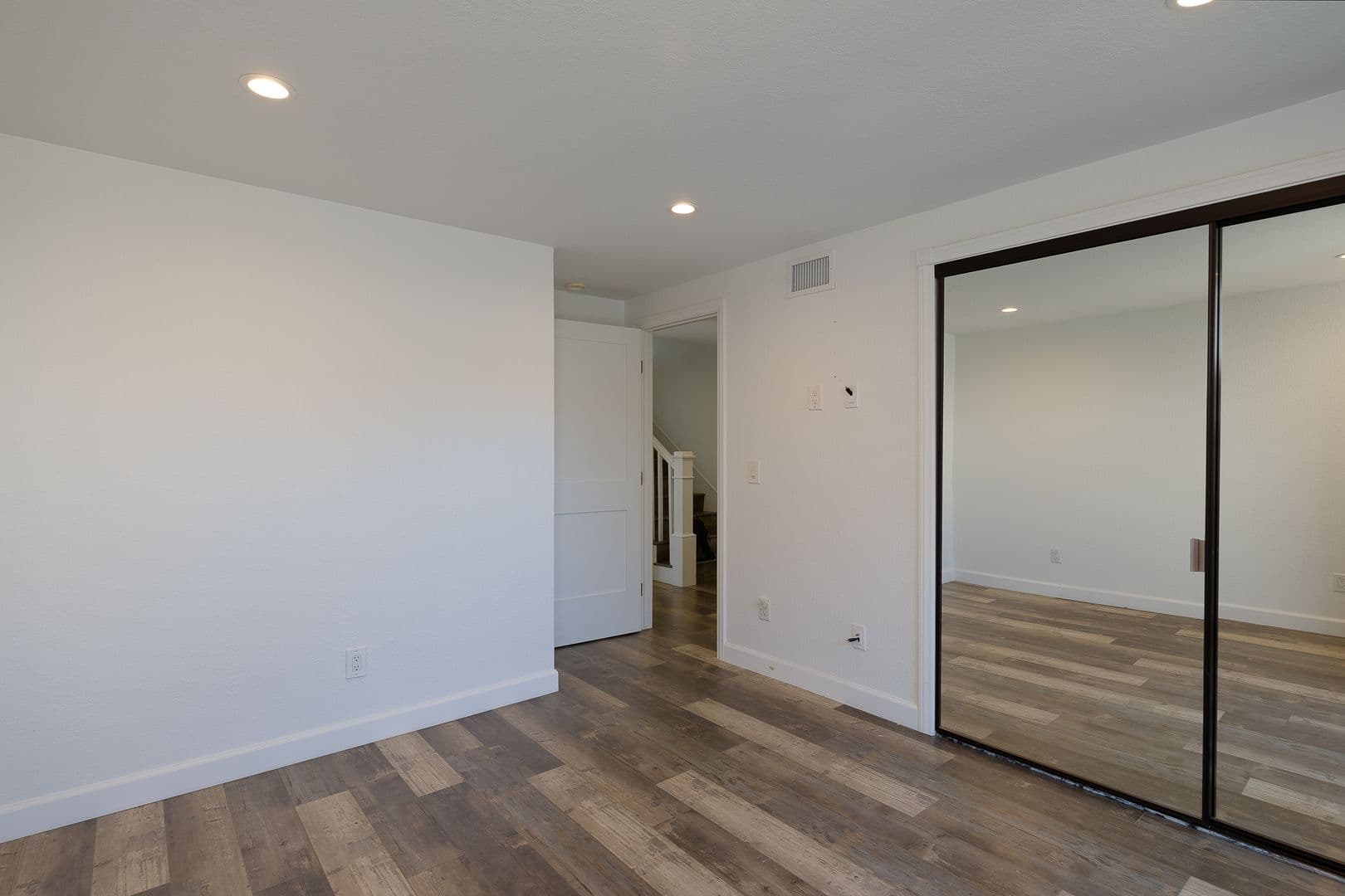 Oxnard House: 3908 Ocean Dr