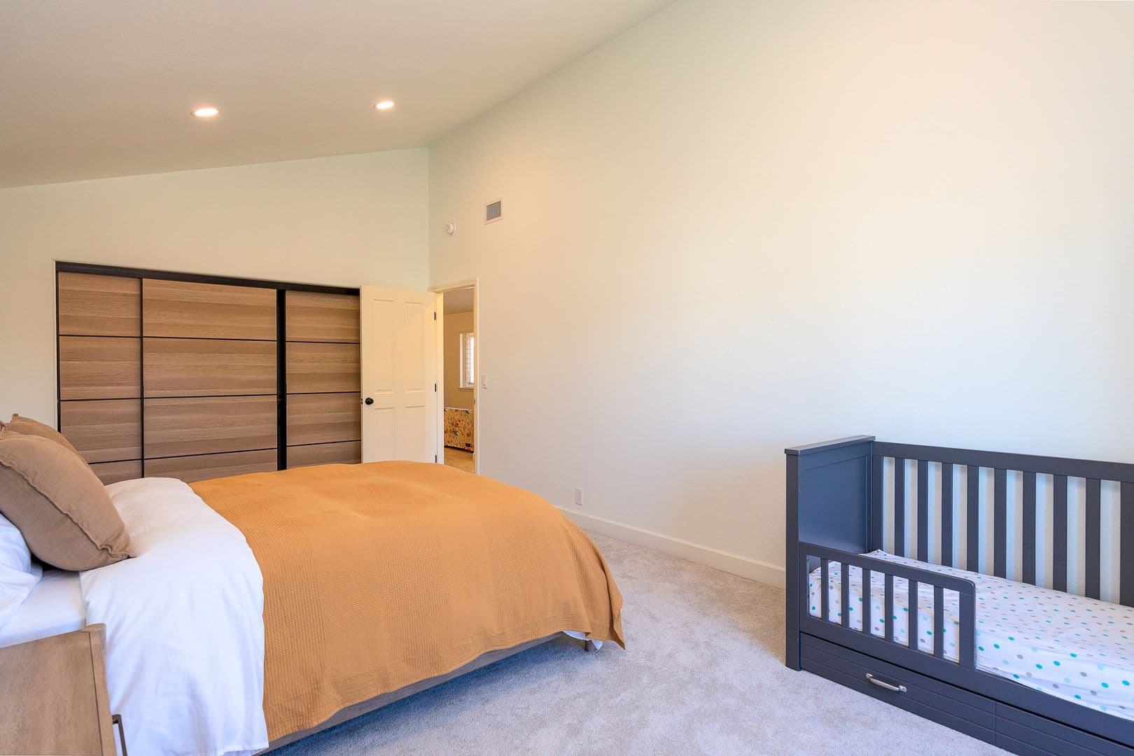 Oxnard Apartment: 2411 Monaco Ct