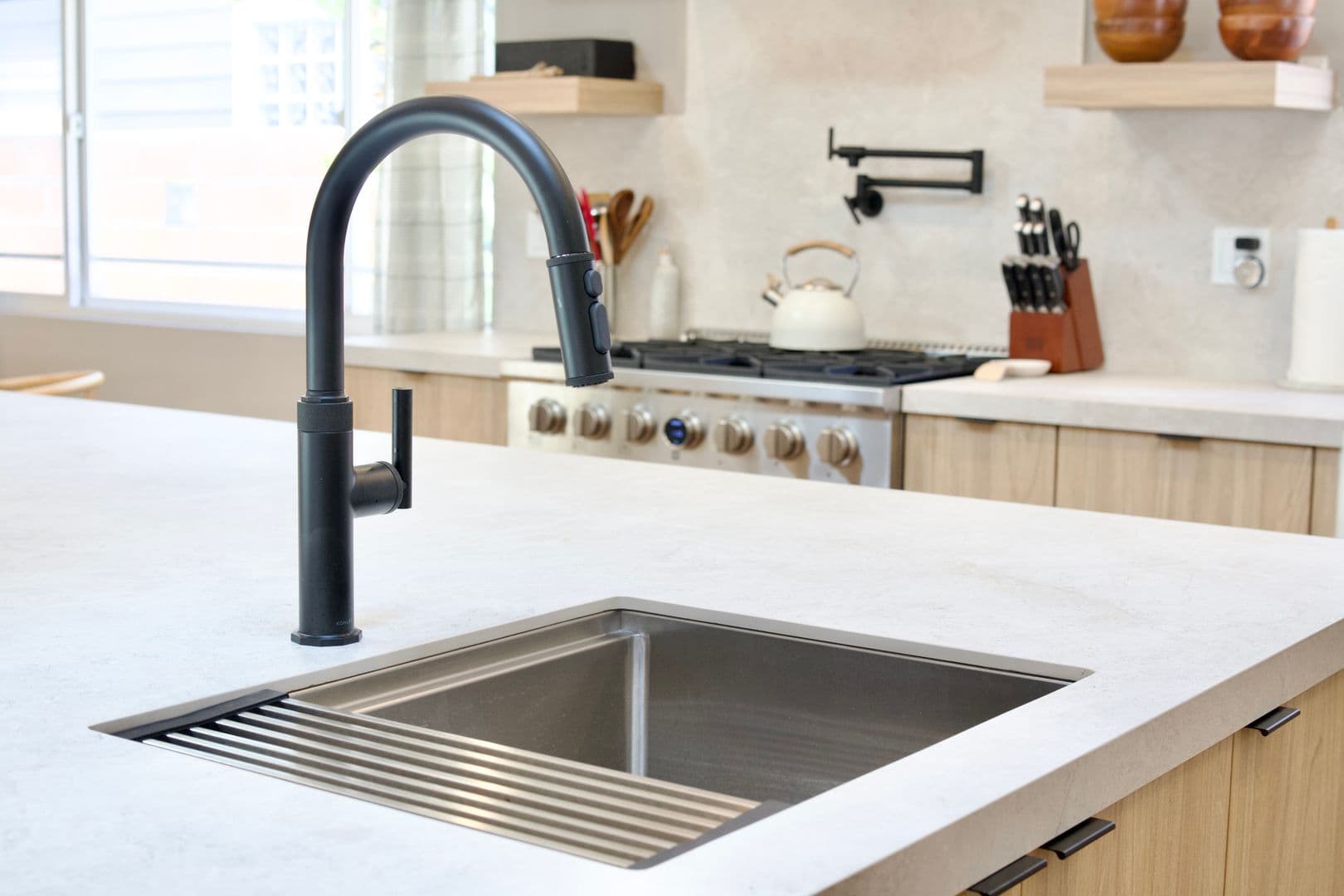 Oxnard Apartment: 5209 Wavecrest Way