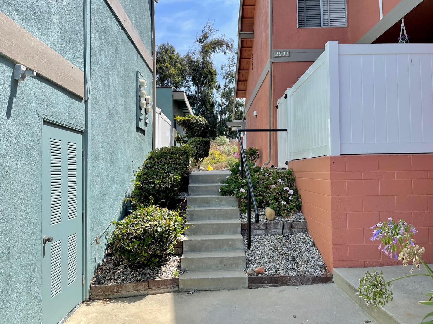 Ventura House: 2991 E. Harbor Blvd.
