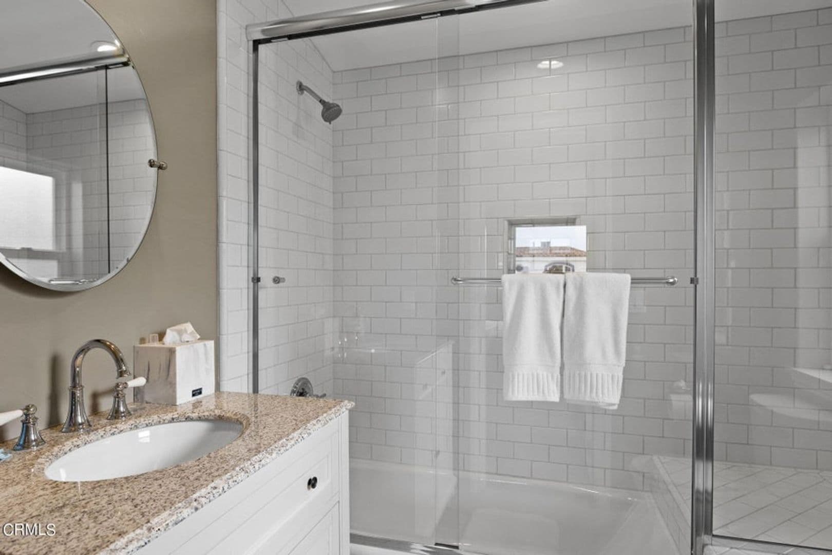 Oxnard Apartment: 104 La Brea St