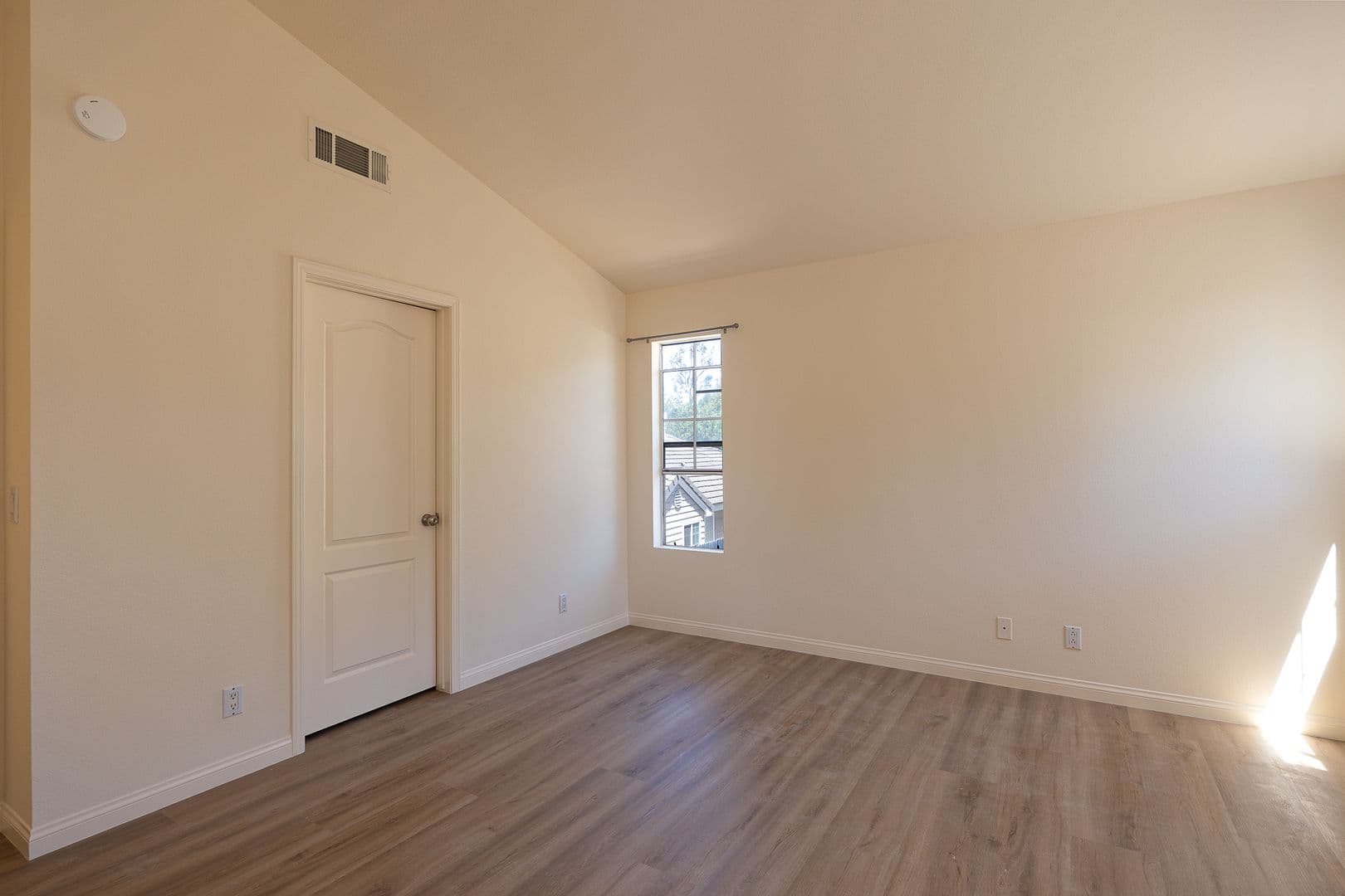 Port Hueneme House: 2510 Seadrift Court