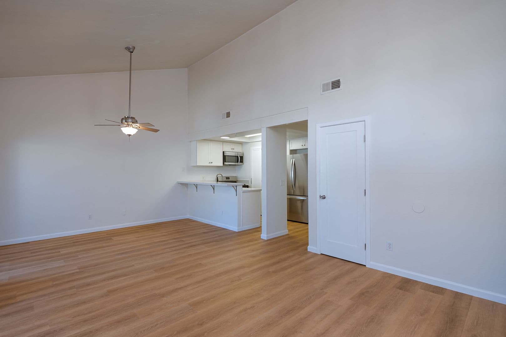 Oxnard House: 4812 Dunes St.