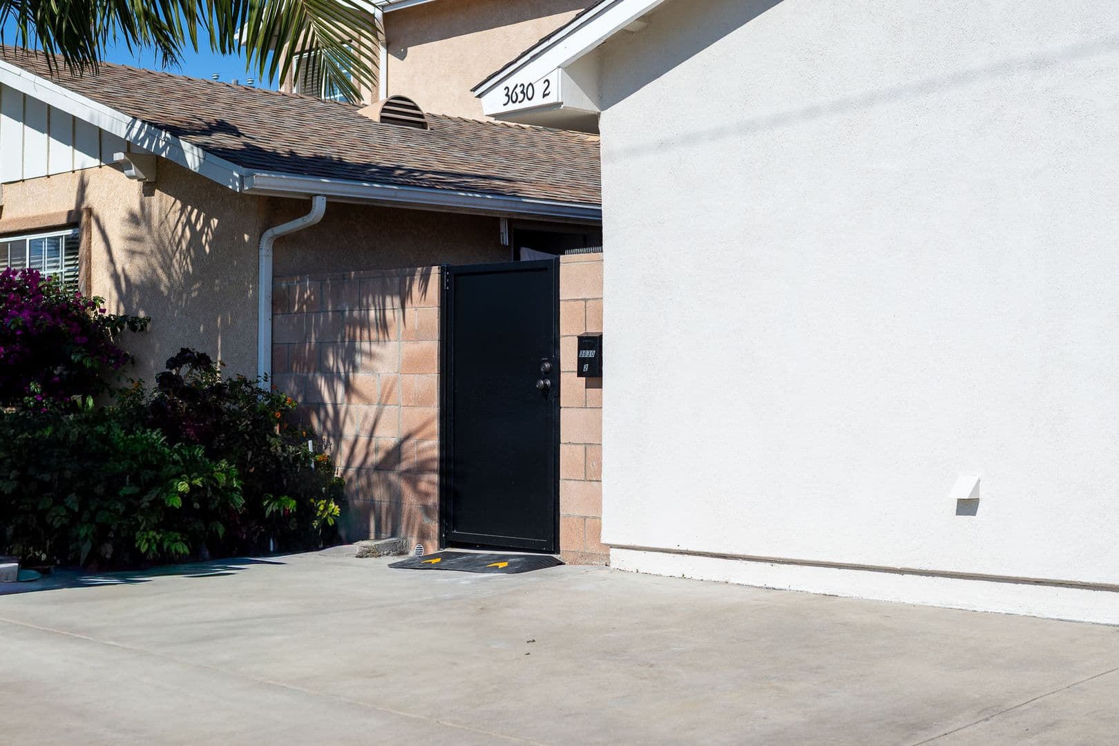 Oxnard House: 3630 S F St #2