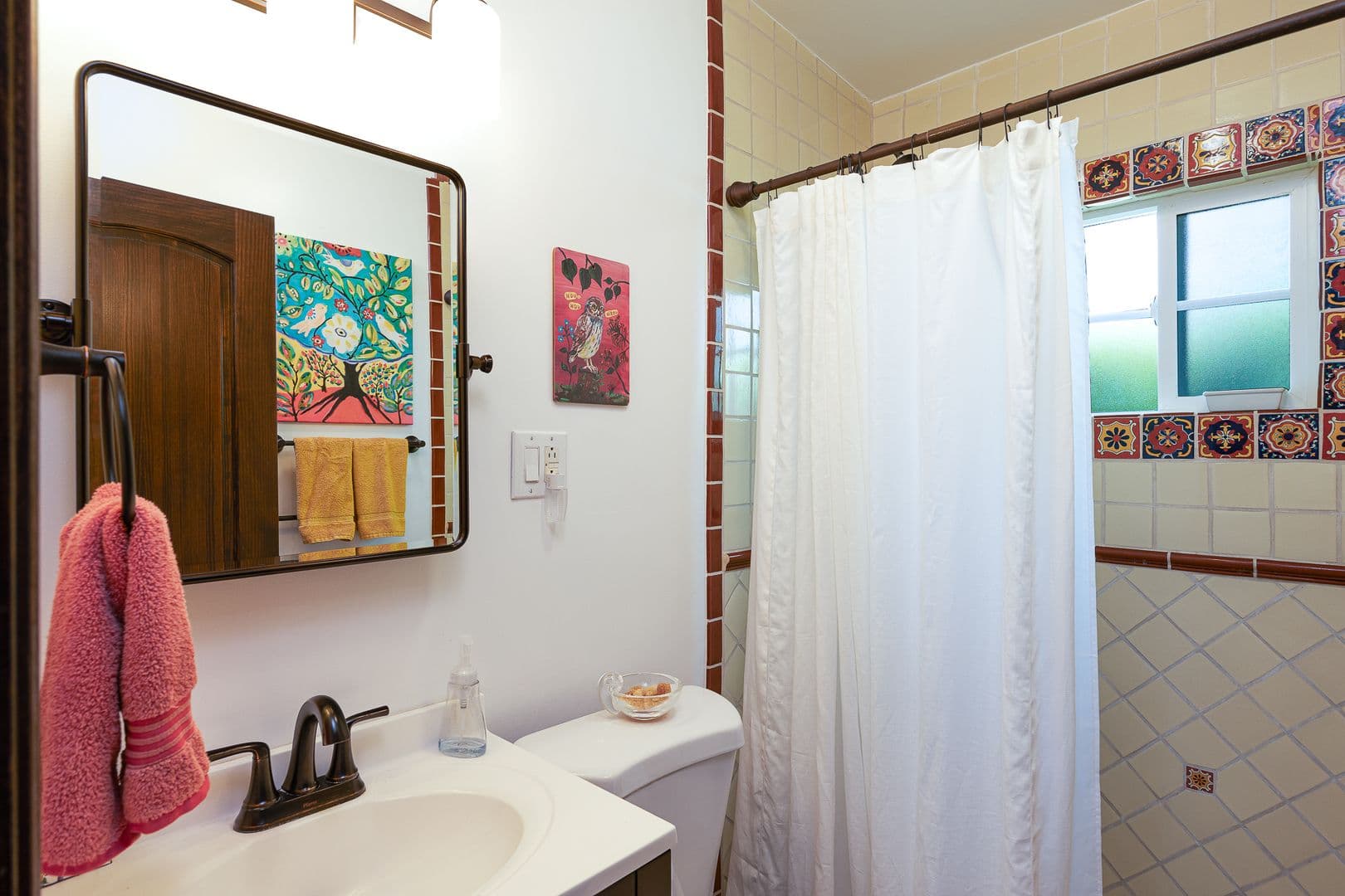 Oxnard House: 108 Eagle Rock Ave