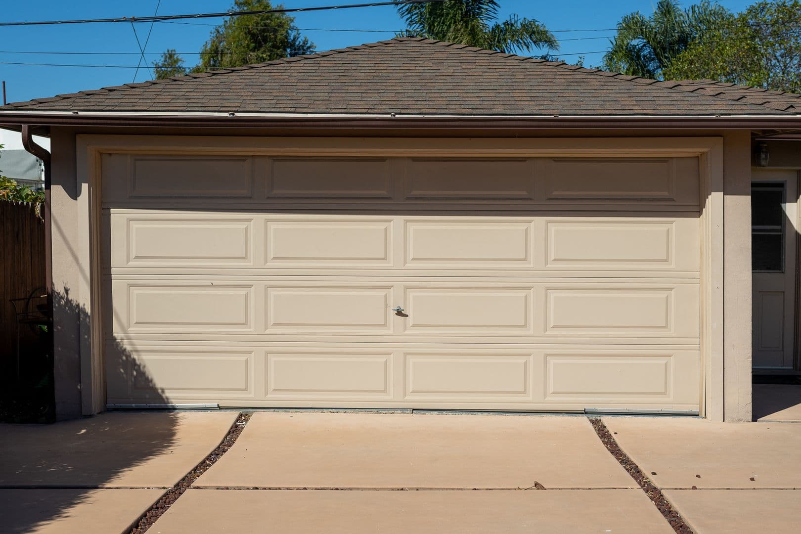 Ventura House: 455 Jordan Ave.