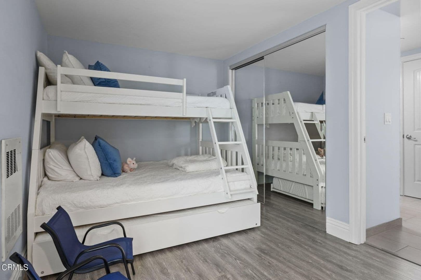Oxnard Apartment: 104 La Brea St