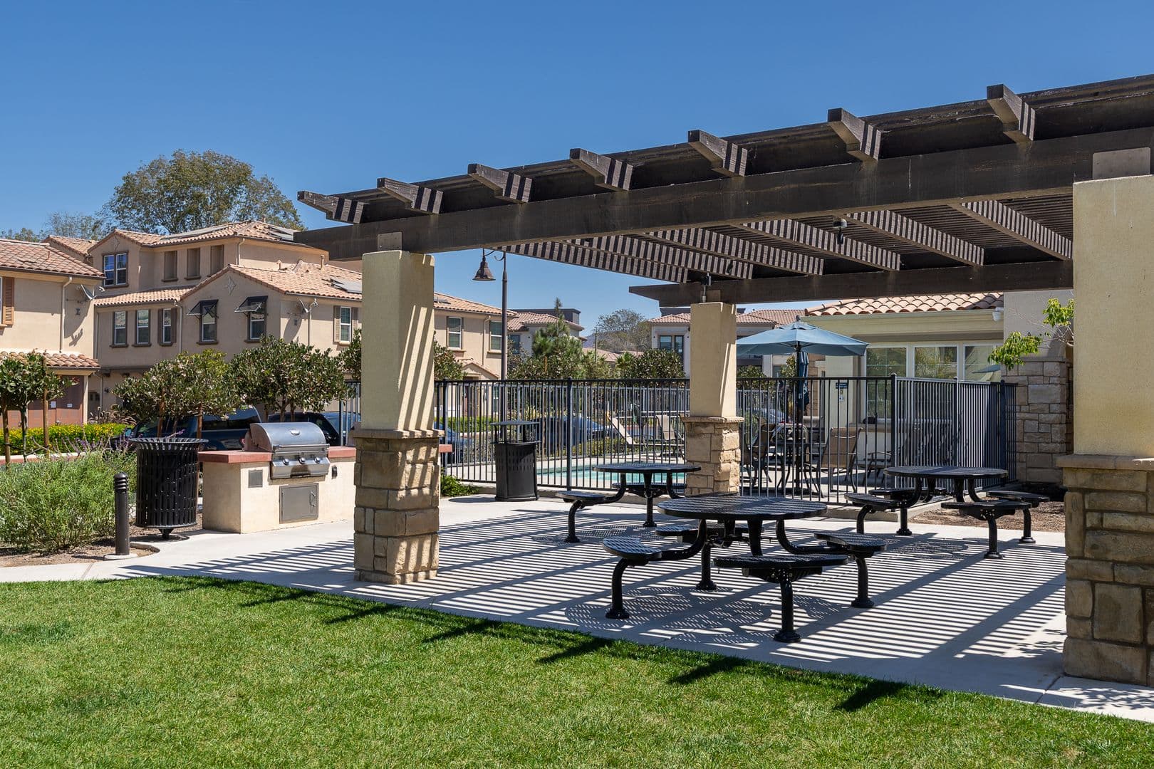 Camarillo House: 413 Castiano St