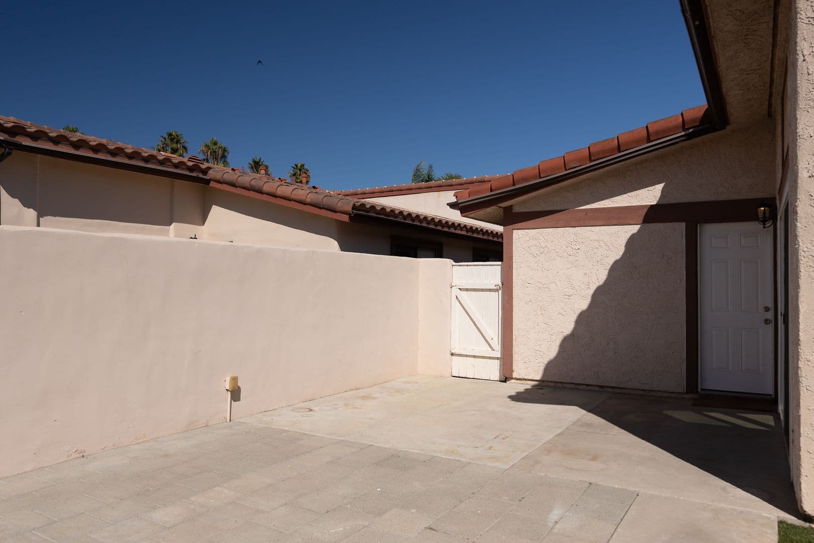 Oxnard House: 4812 Dunes St.