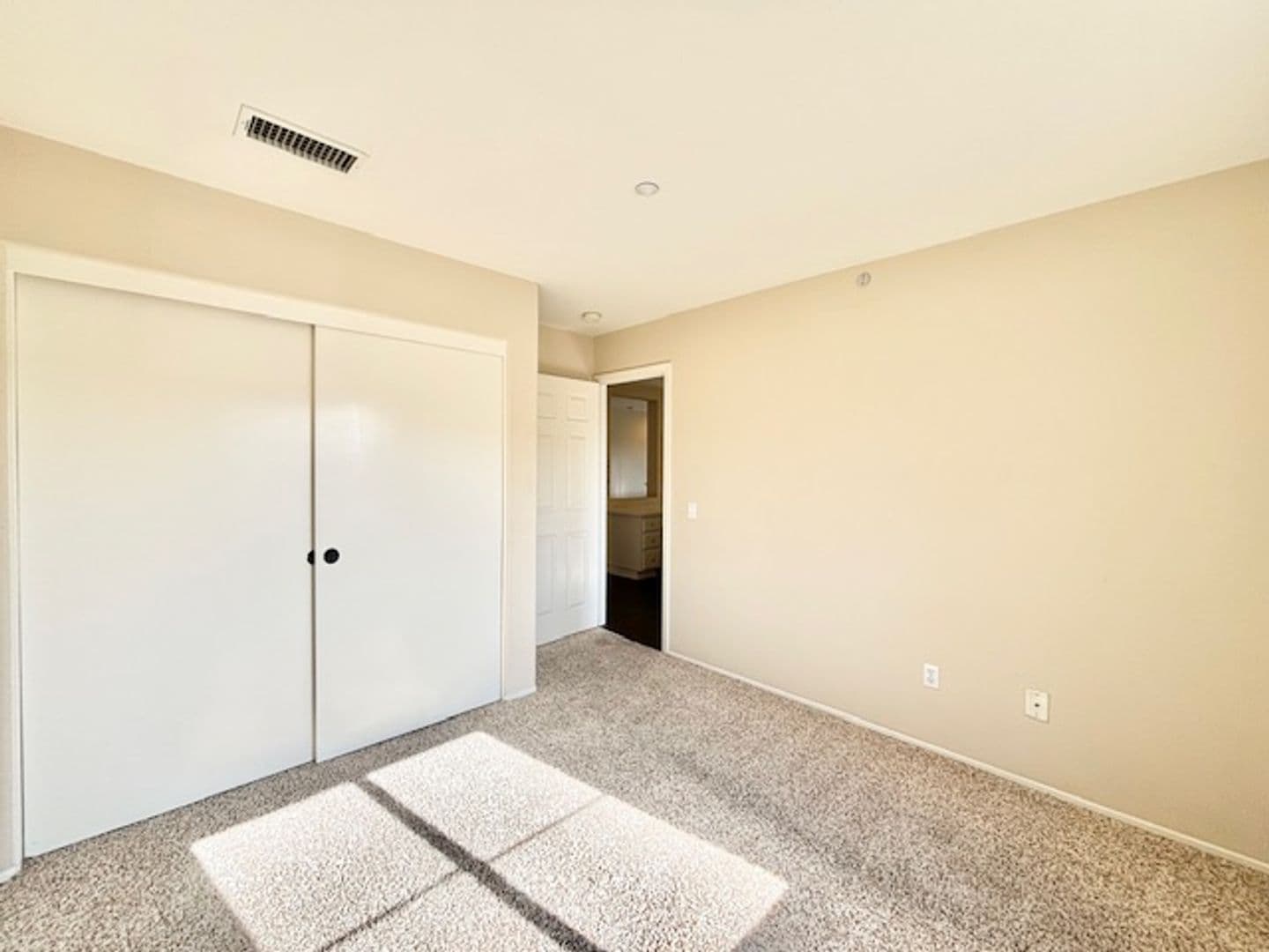 Oxnard Apartment: 417 Morado Pl