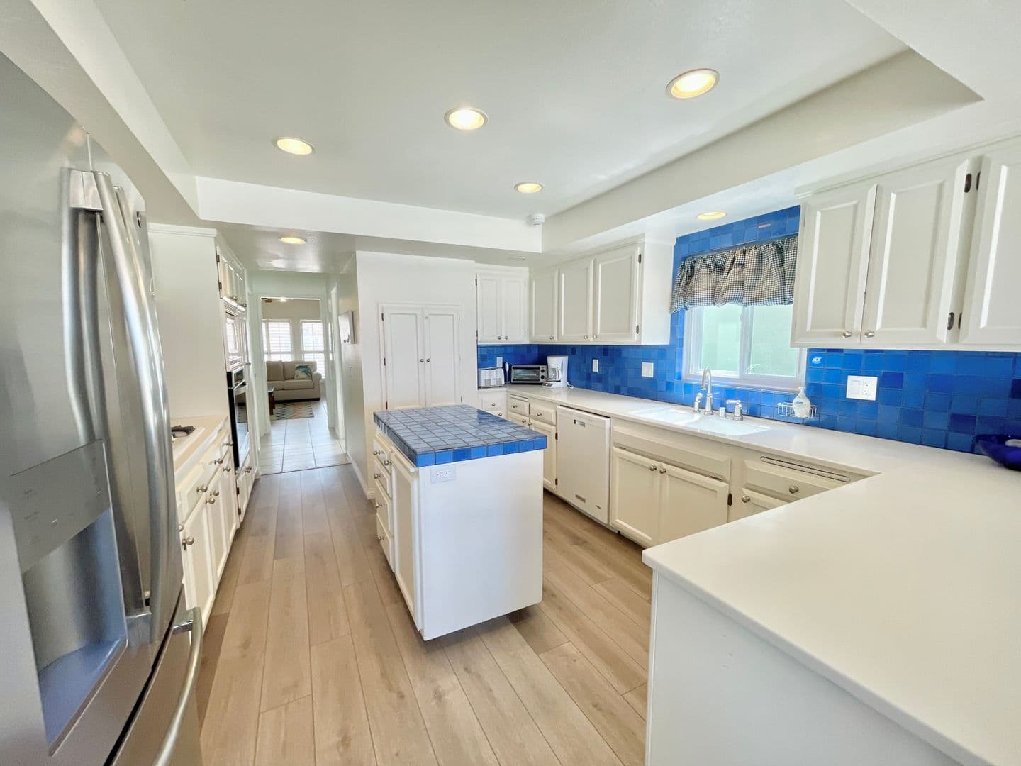 Oxnard Apartment: 4025 Ocean Dr.