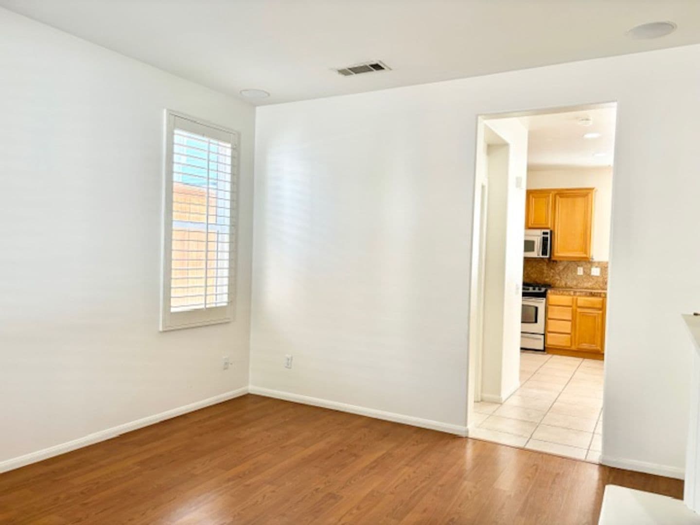 Port Hueneme House: 785 E Port Hueneme Rd