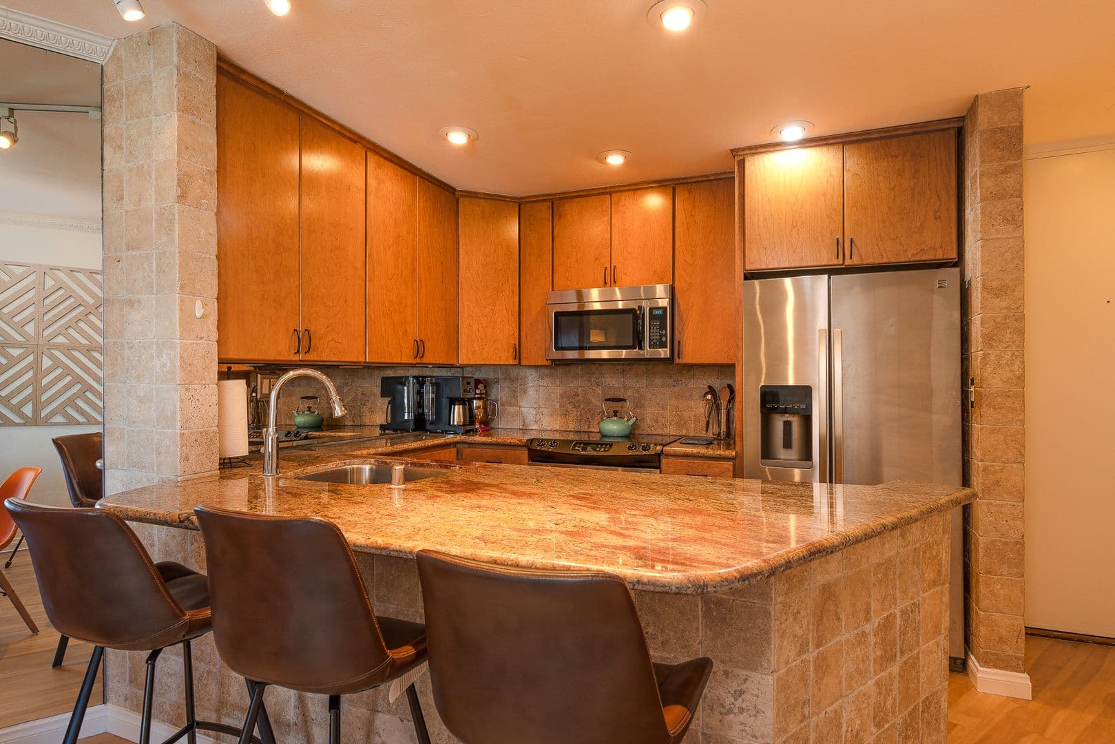 Oxnard Apartment: 3101 Peninsula Road 108