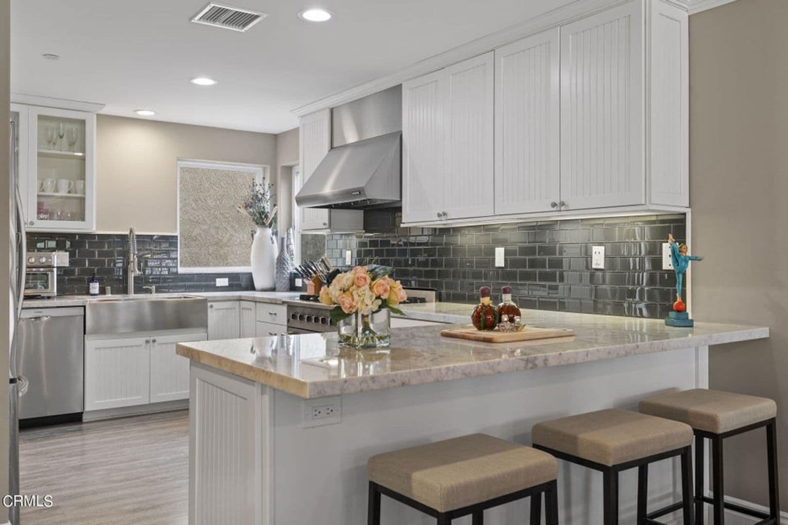 Oxnard Apartment: 104 La Brea St